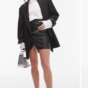 Top shop faux leather mini skirt black size 6 (fits like a 2-4)